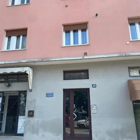 La Casa Di Irene Apartman *